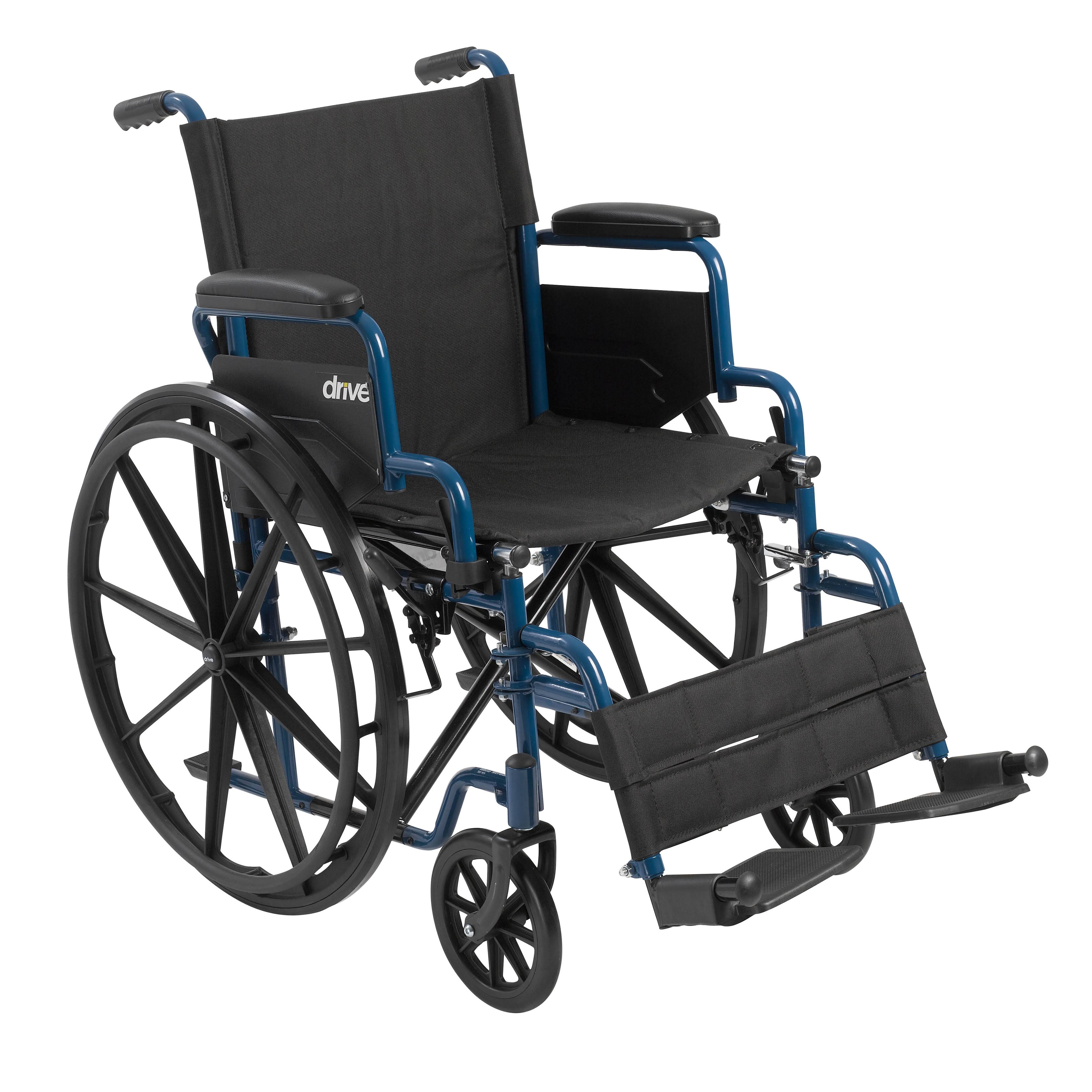 Drive Medical ブルーストリーク車椅子、フリップバックデスクアーム、スイングアウェイフットレスト、18フィートシート
