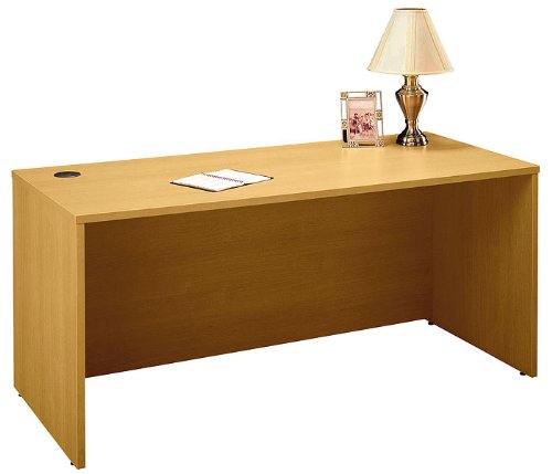 Bush Business Furniture シリーズCエグゼクティブデスク仕上げ：デンマークオーク/セージ、サイズ：30'H x 66 'W x 30'D