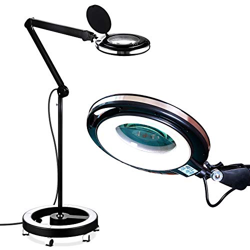 Brightech LightView Pro LED 虫眼鏡フロアランプ - 6 ホイールローリングベース - ブラック